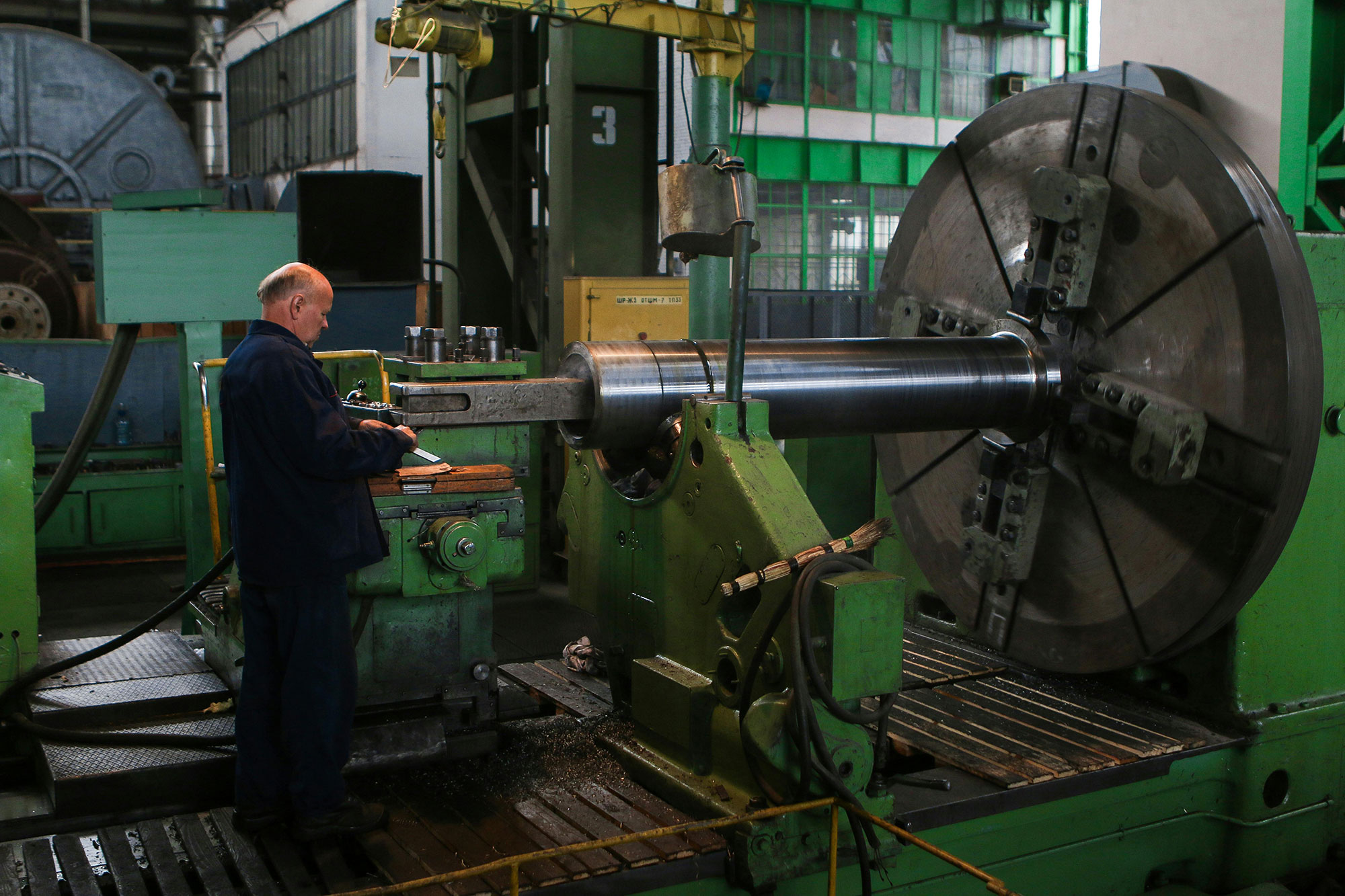 Heavy equipment utilizing dry-run bushings and bearings.